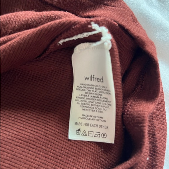 Wilfred Only Ribbed Turtle Neck - Picture 3 of 3